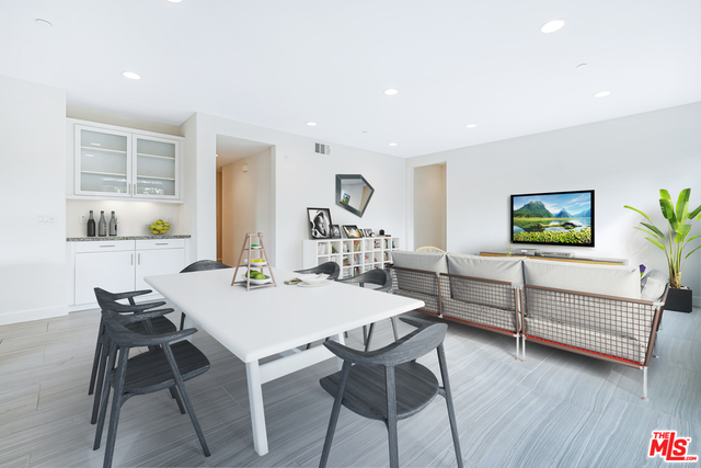 12887 Runway RD Unit: 2