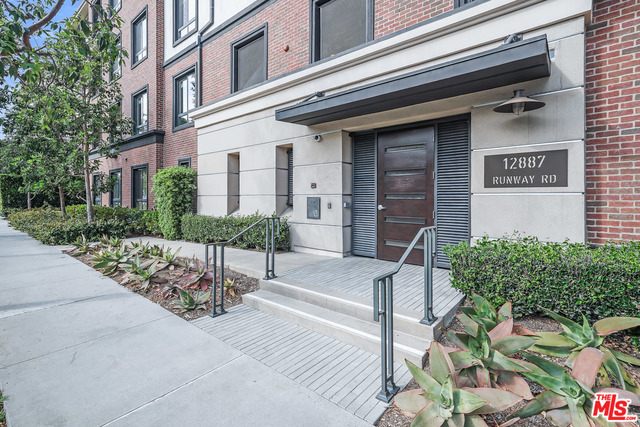 12887 Runway RD Unit: 2