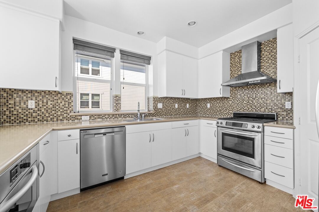 7100 Playa Vista Dr Unit: 424