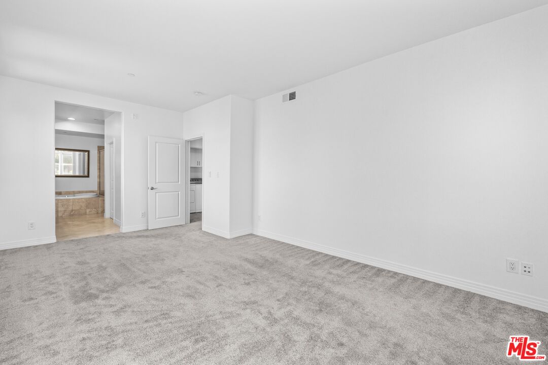 7100 Playa Vista Dr Unit: 424