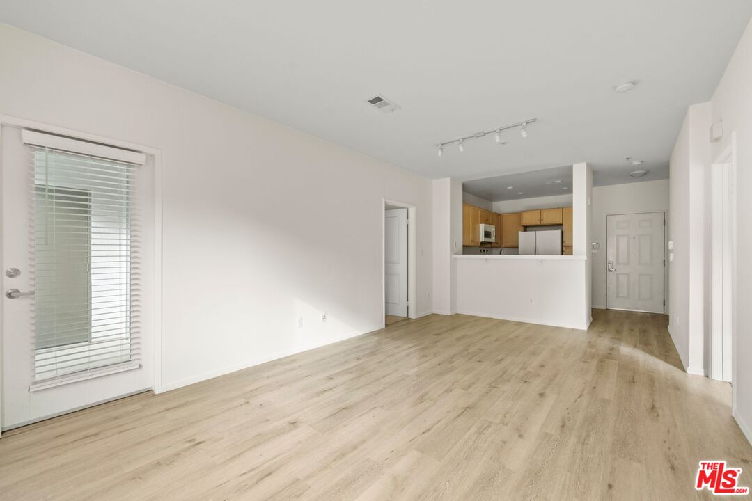 6400 Crescent Park Unit: 217