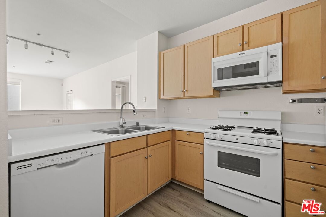 6400 Crescent Park Unit: 217