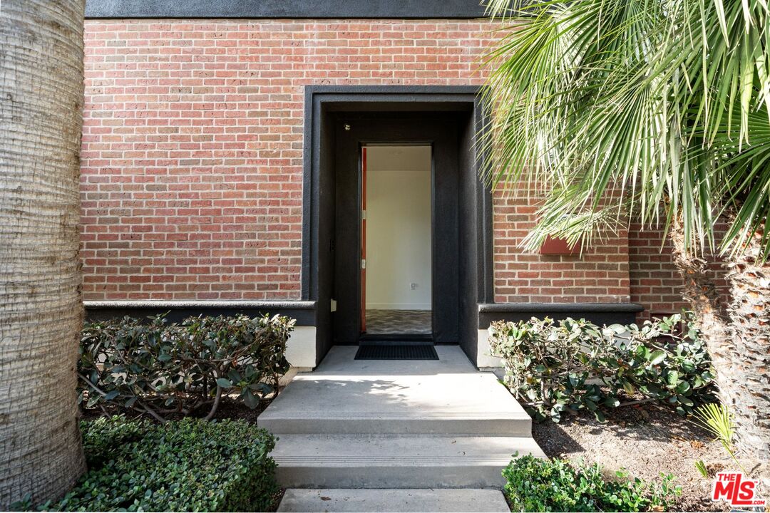 12558 W Fielding Cir Unit: 2