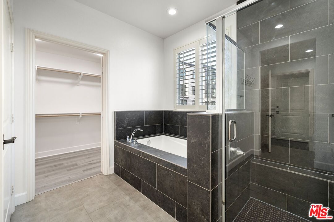 12558 W Fielding Cir Unit: 2