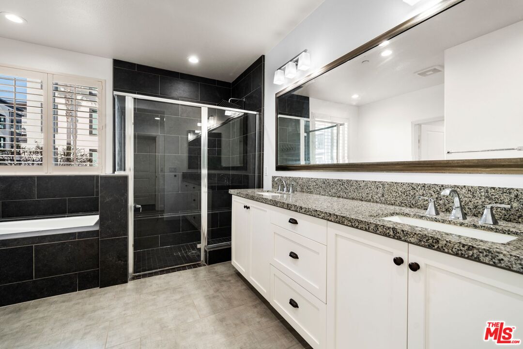 12558 W Fielding Cir Unit: 2