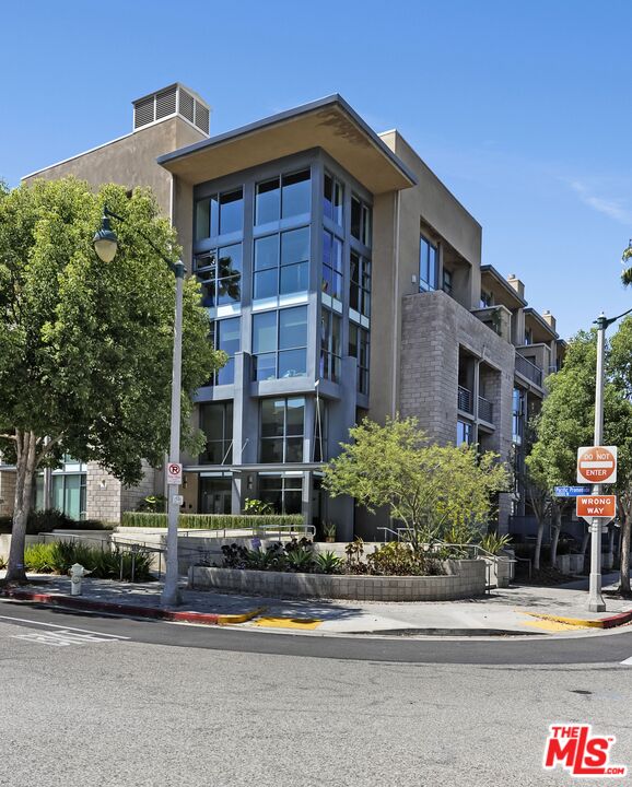 13045 Pacific Promenade Unit: 115