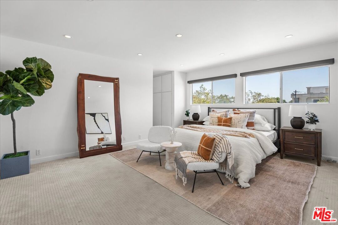 853 S Le Doux Rd Unit: 301