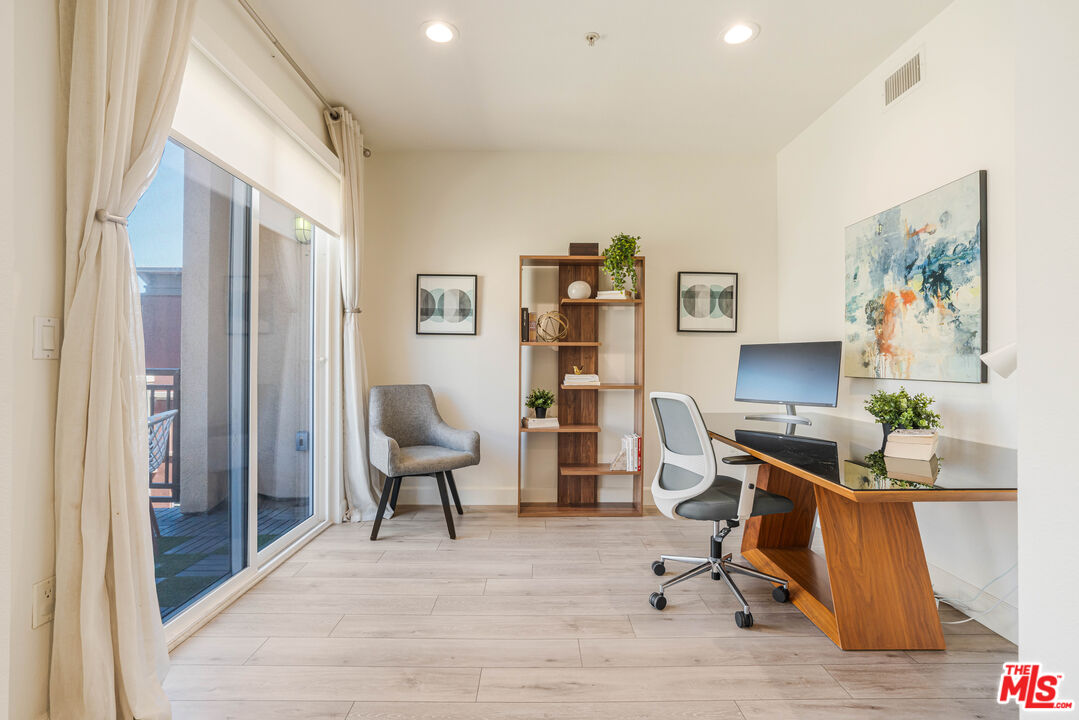 6020 Seabluff Dr Unit: 409