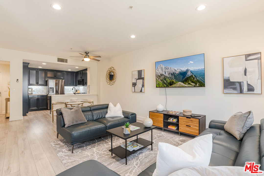 6020 Seabluff Dr Unit: 409