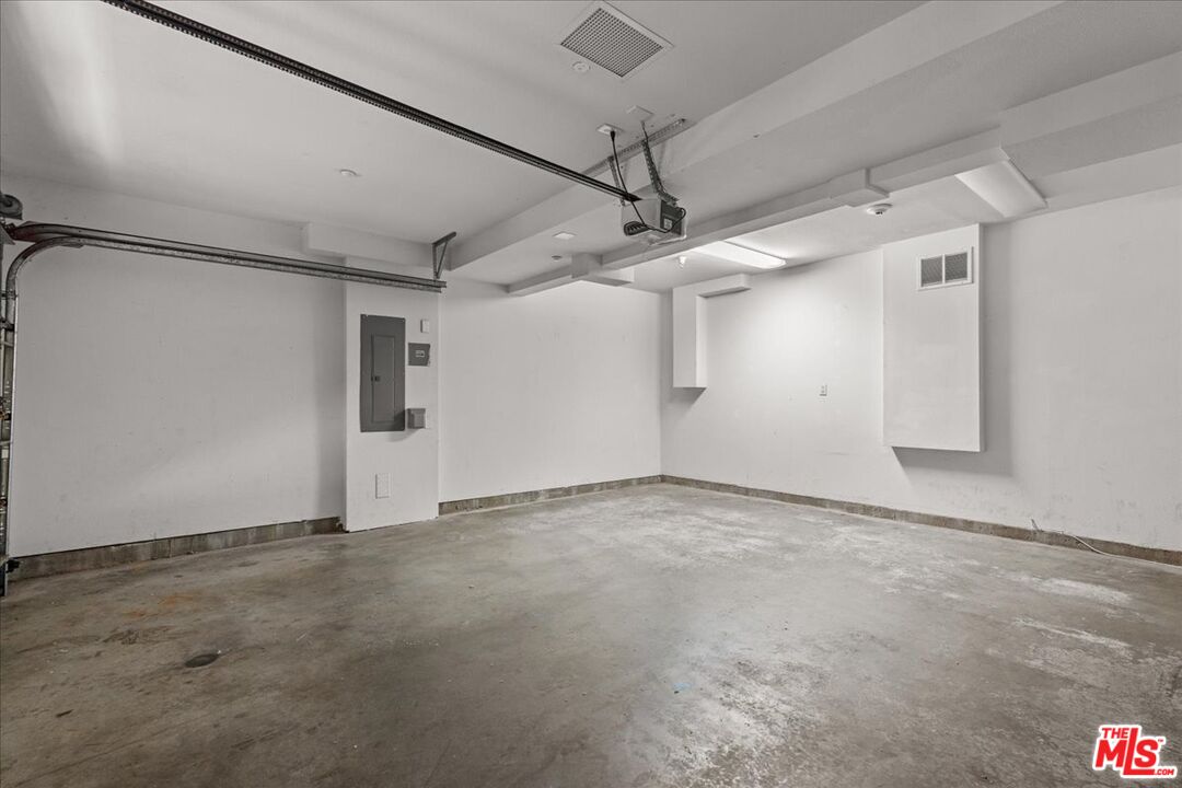 6021 Dawn CRK Unit: 6