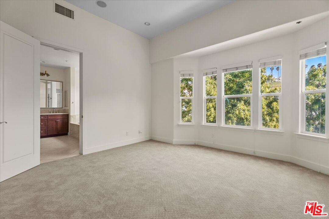 6021 Dawn CRK Unit: 6