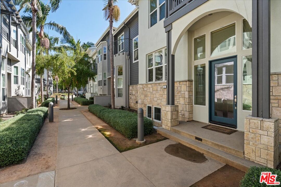 6010 Celedon Crk Unit: 5
