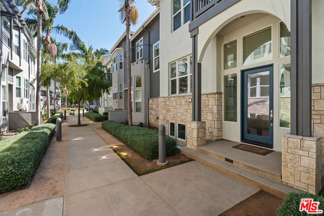 6010 Celedon Crk Unit: 5