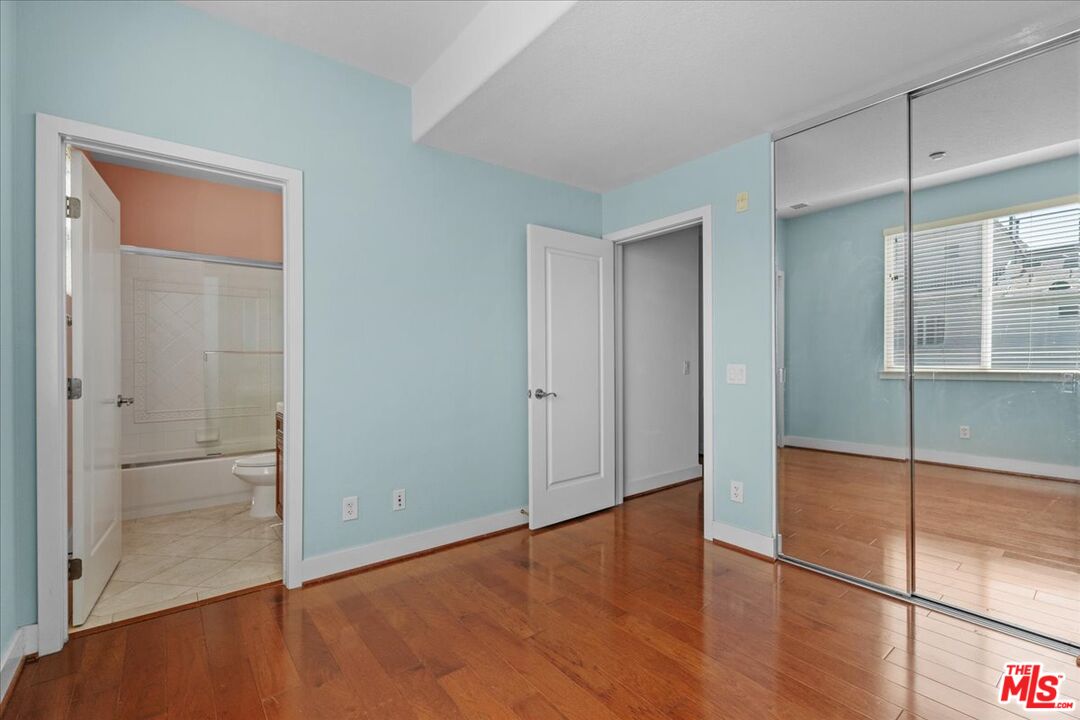 6010 Celedon Crk Unit: 5