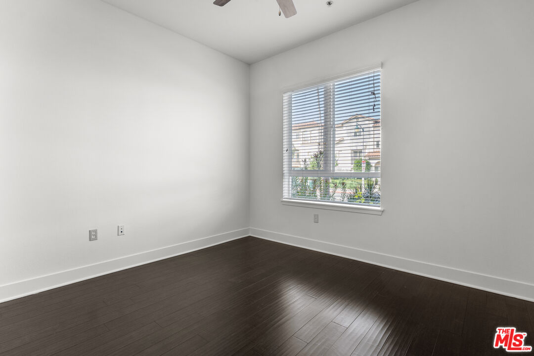 12920 RUNWAY RD Unit: 162