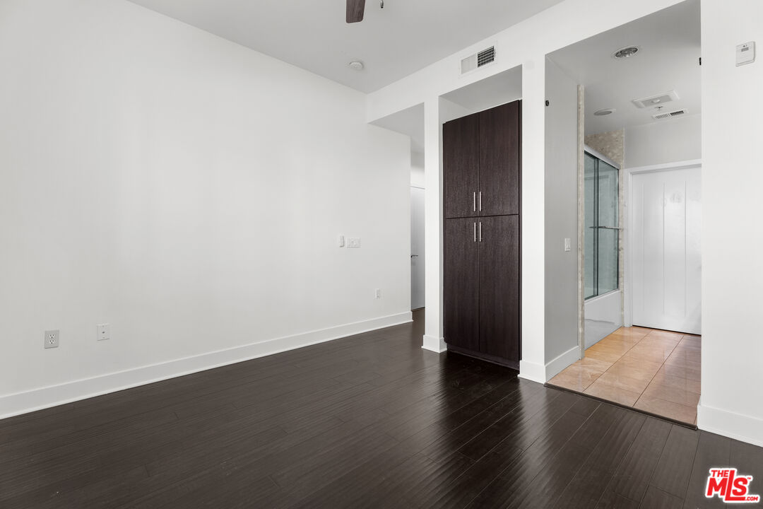 12920 RUNWAY RD Unit: 162