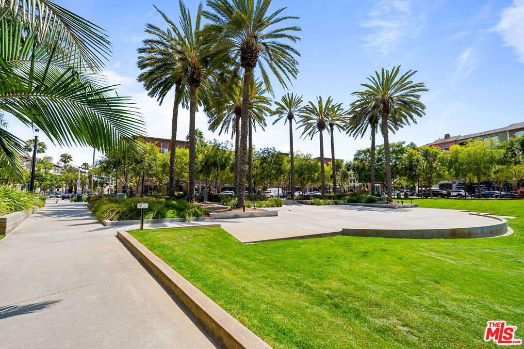 6020 Seabluff Dr Unit: 414