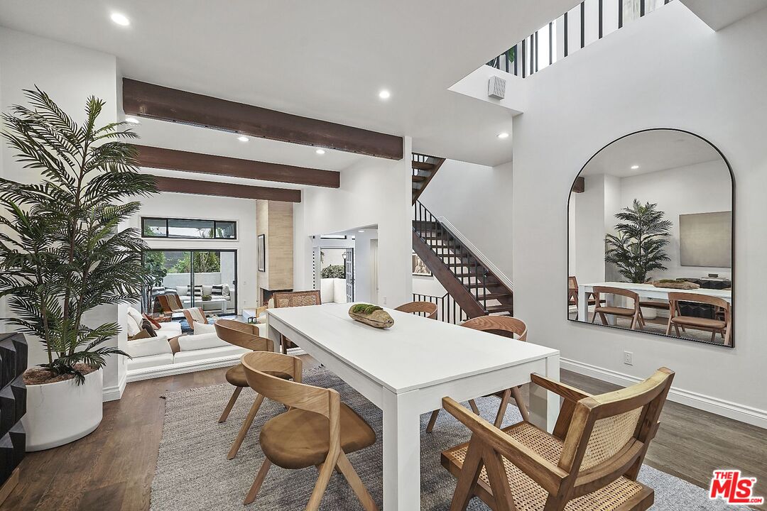 1574 Michael Ln