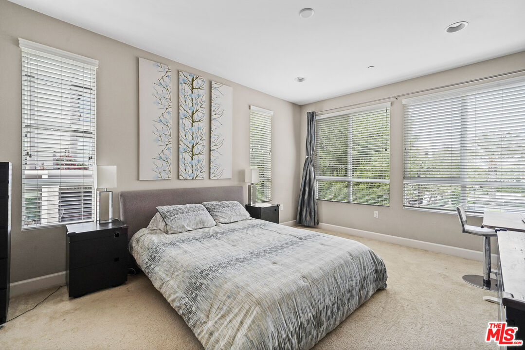 12534 W FIELDING CIR Unit: 2