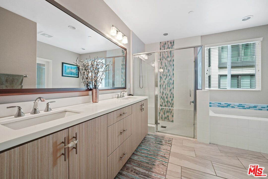 12534 W FIELDING CIR Unit: 2