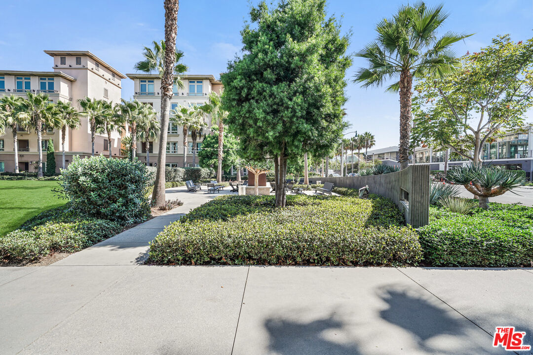 12871 Runway Rd Unit: 2