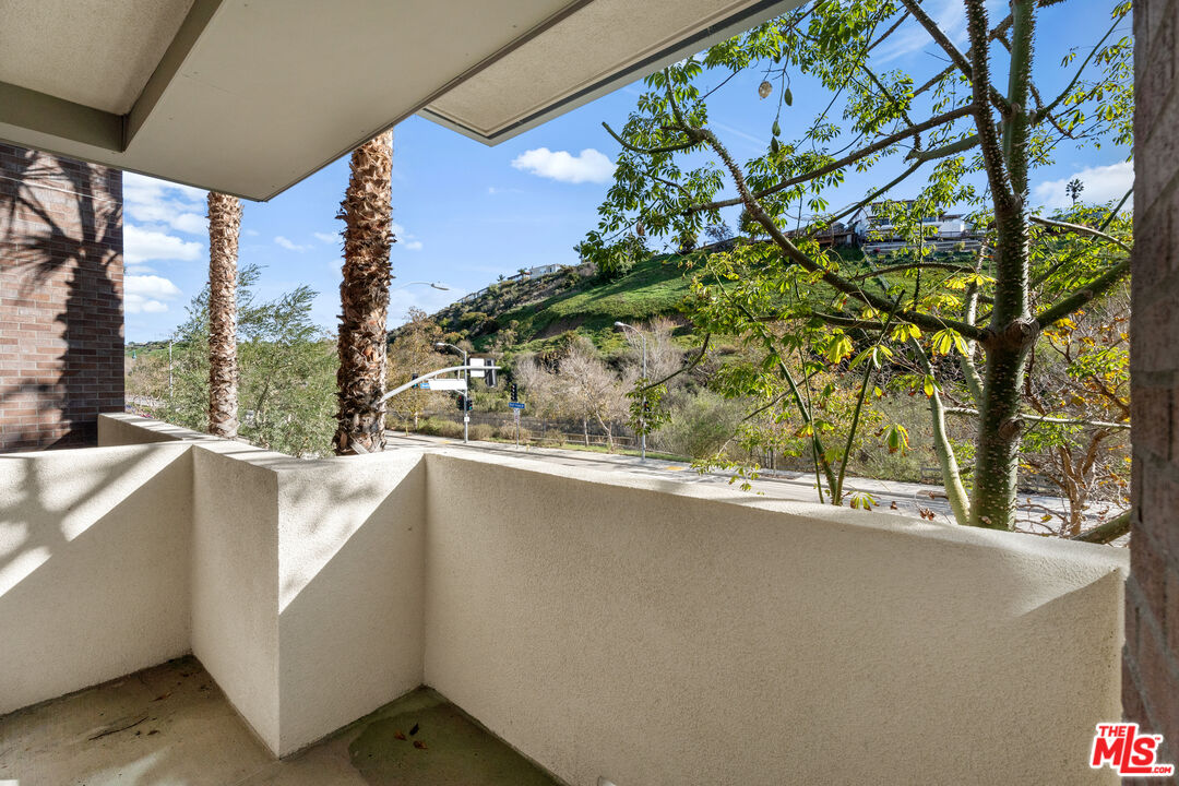 12655 Bluff Creek Dr Unit: 102