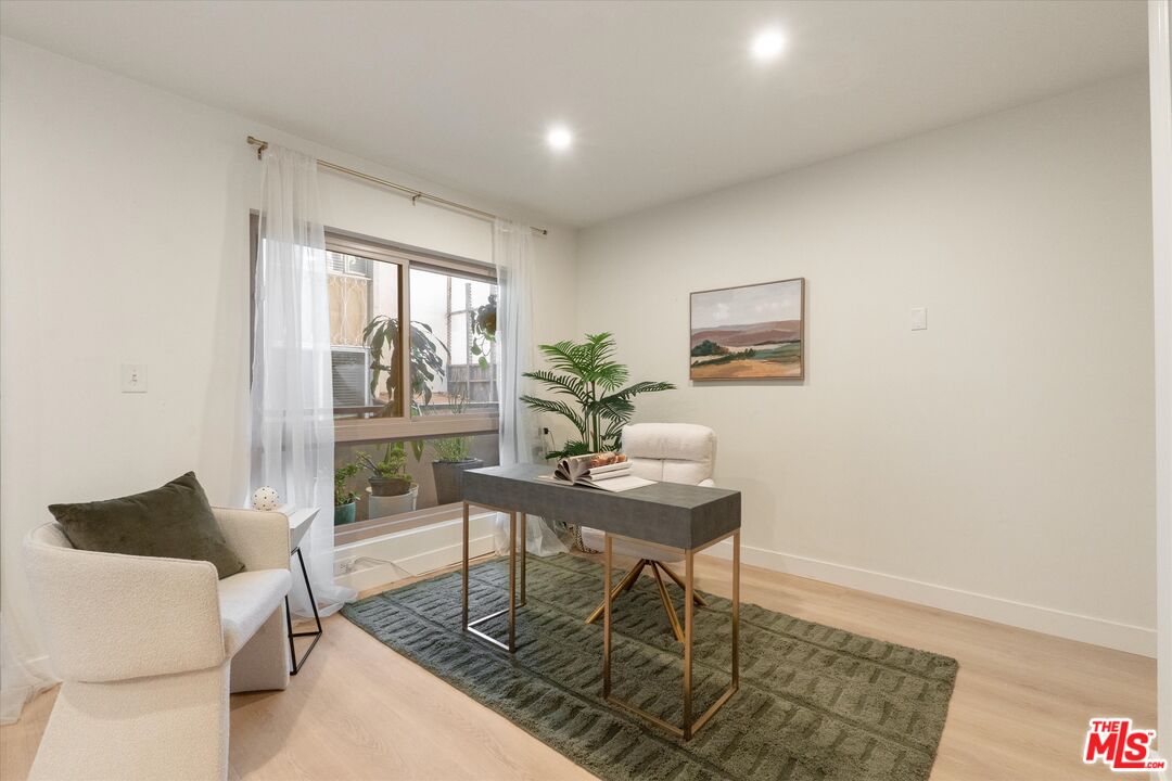 6001 Canterbury Dr Unit: 110