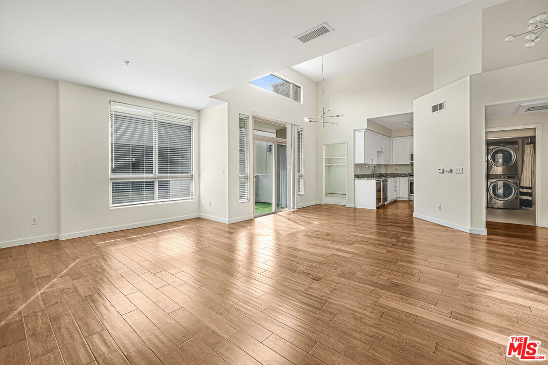 13044 PACIFIC PROMENADE Unit: 417