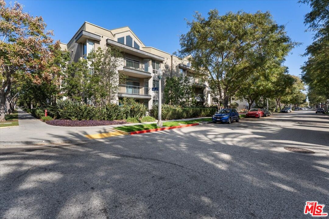 13044 Pacific Prome Unit: 306