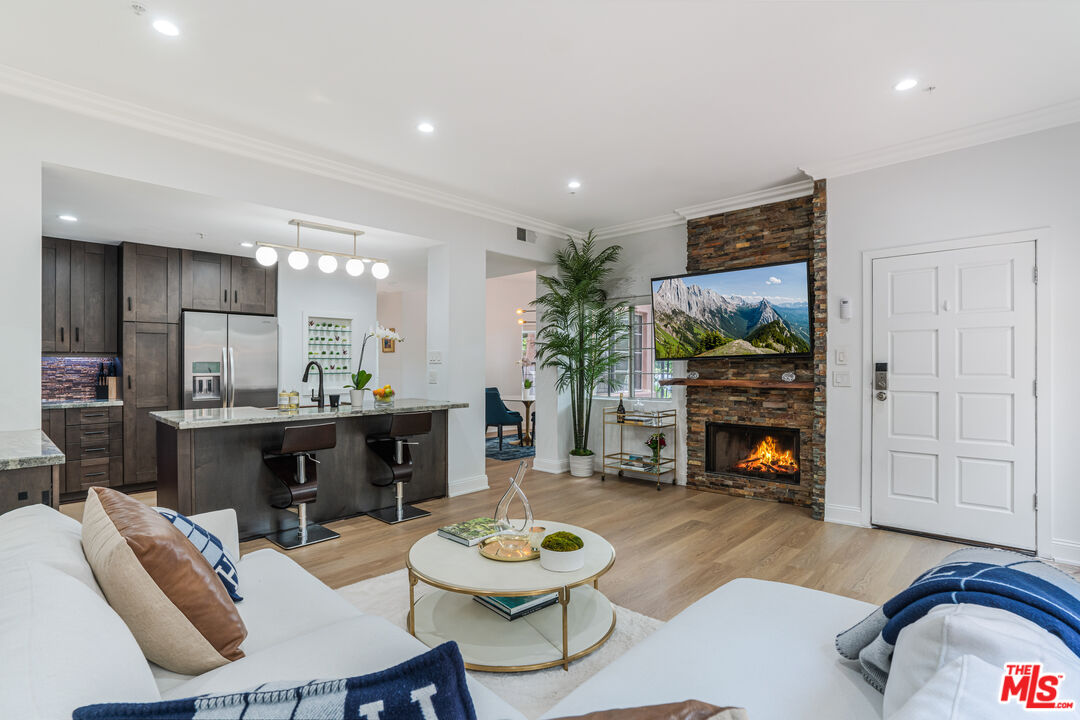 1531 12th St Unit: 1