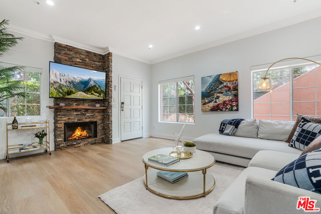 1531 12th St Unit: 1