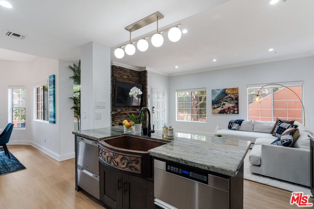 1531 12th St Unit: 1