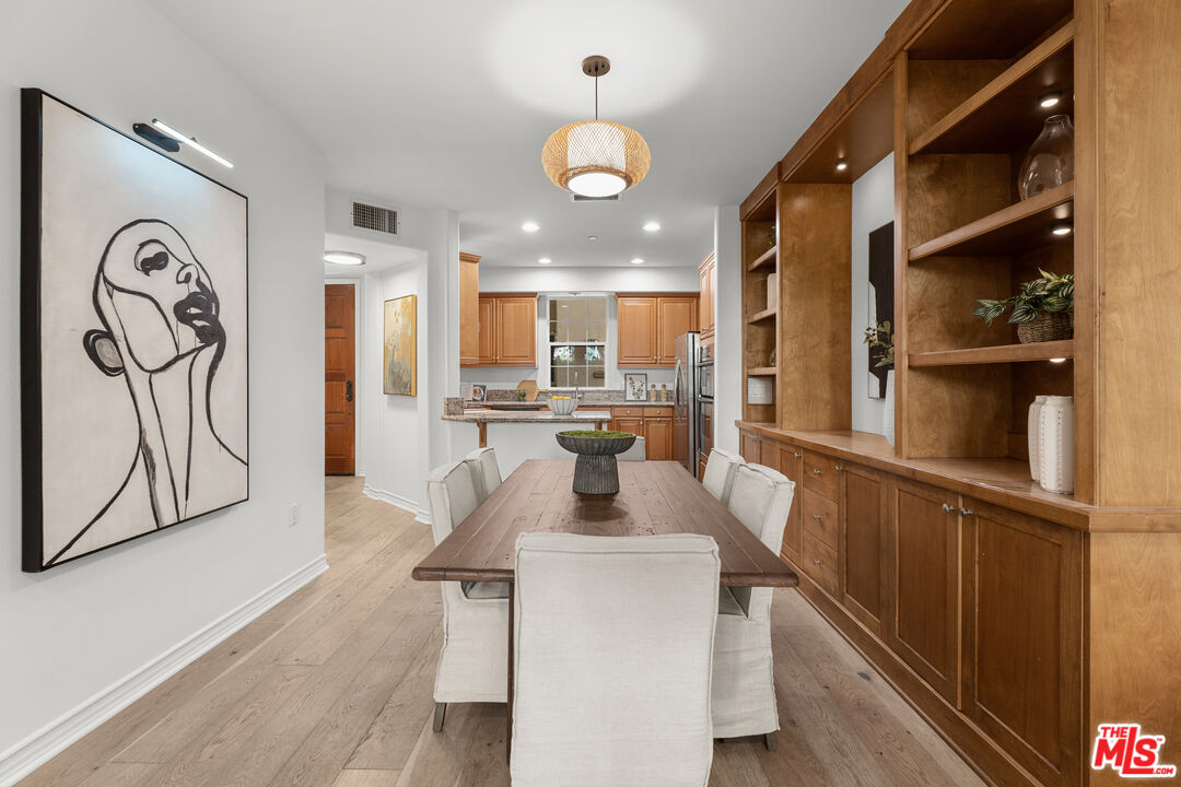 5935 Playa Vista Dr Unit: 113