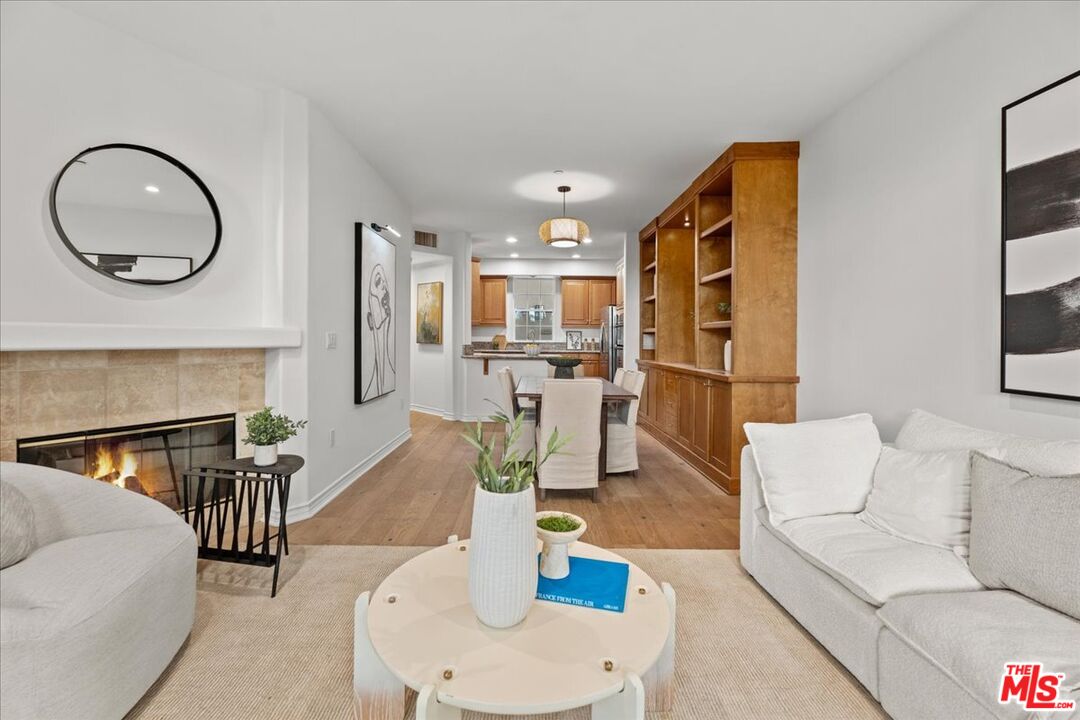 5935 Playa Vista Dr Unit: 113