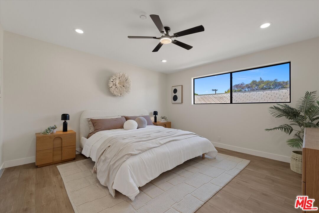 1807 10th St Unit: 4