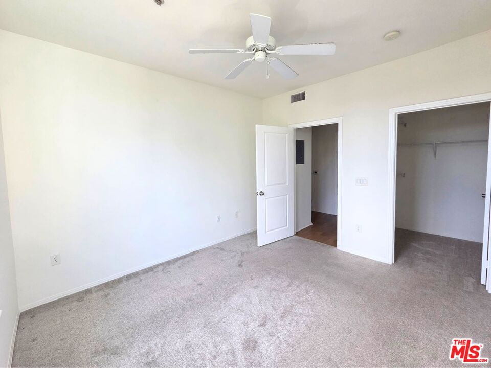 100 S Alameda St Unit: 455