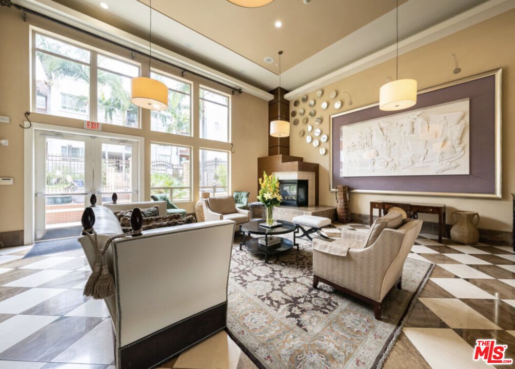 100 S Alameda St Unit: 455