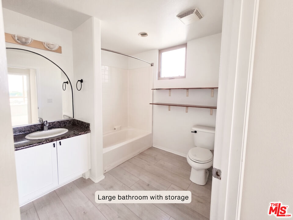 100 S Alameda St Unit: 455