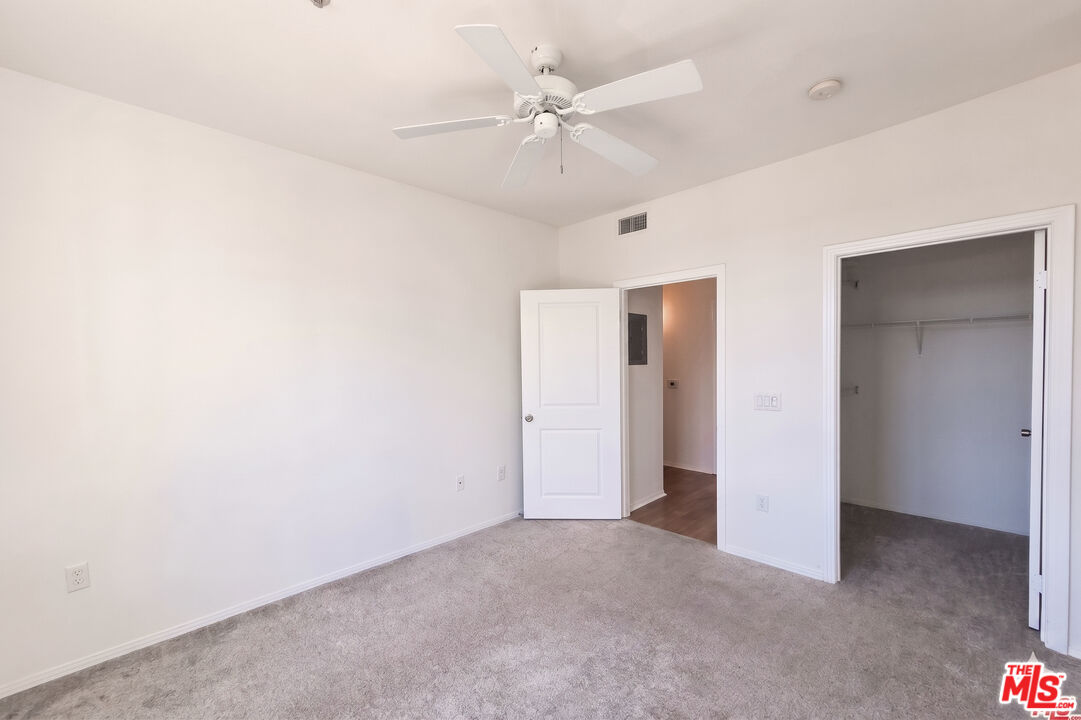 100 S Alameda St Unit: 455