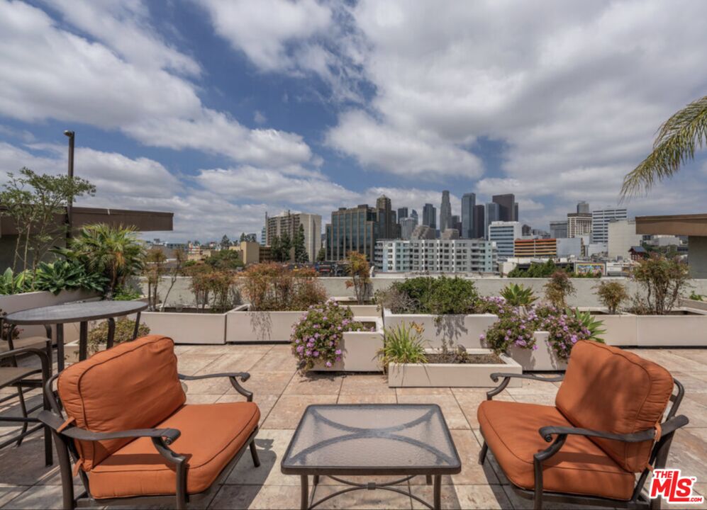 100 S Alameda St Unit: 455