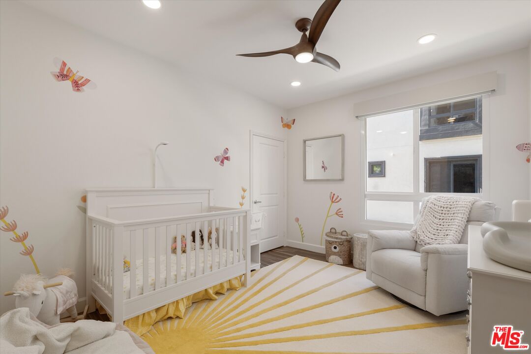 12883 Runway Rd Unit: 1