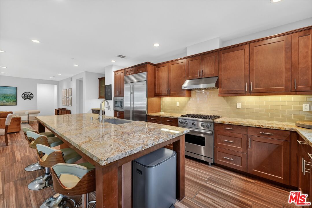 12883 Runway Rd Unit: 1