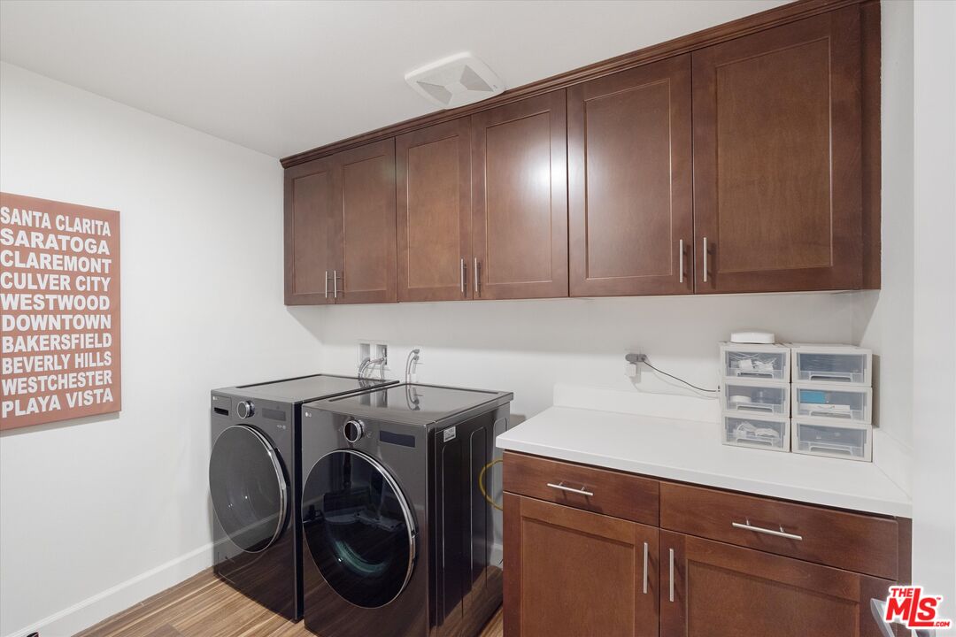 12883 Runway Rd Unit: 1