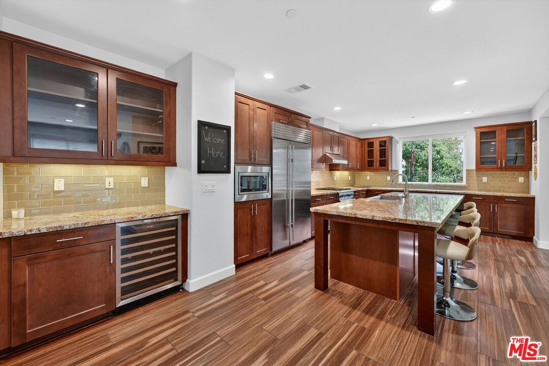 12883 Runway Rd Unit: 1