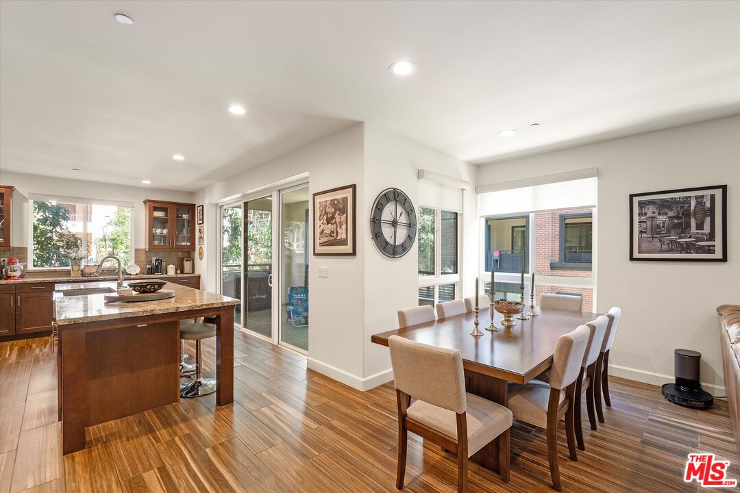 12883 Runway Rd Unit: 1