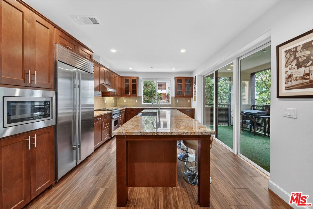 12883 Runway Rd Unit: 1