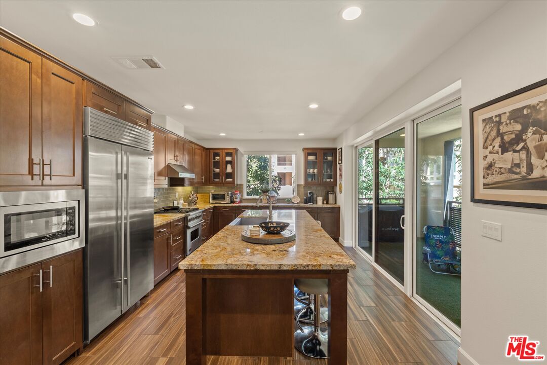 12883 Runway Rd Unit: 1