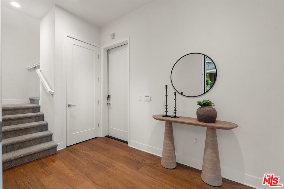 5850 Mcconnell Ave Unit: 1