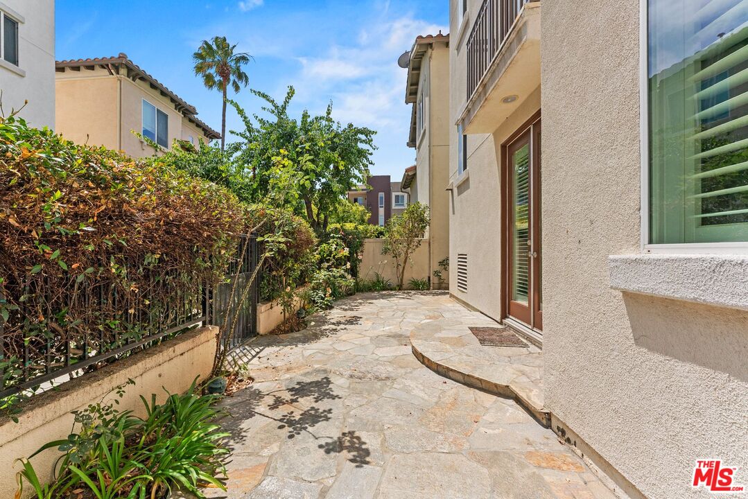 5738 Celedon Crk