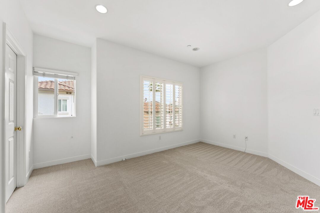 5738 Celedon Crk